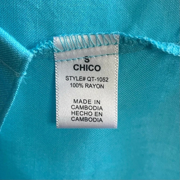 The Arte by Zenana Cerulean Blue Floral Lace Back Button Up Collared Tank, S - Picture 6 of 14